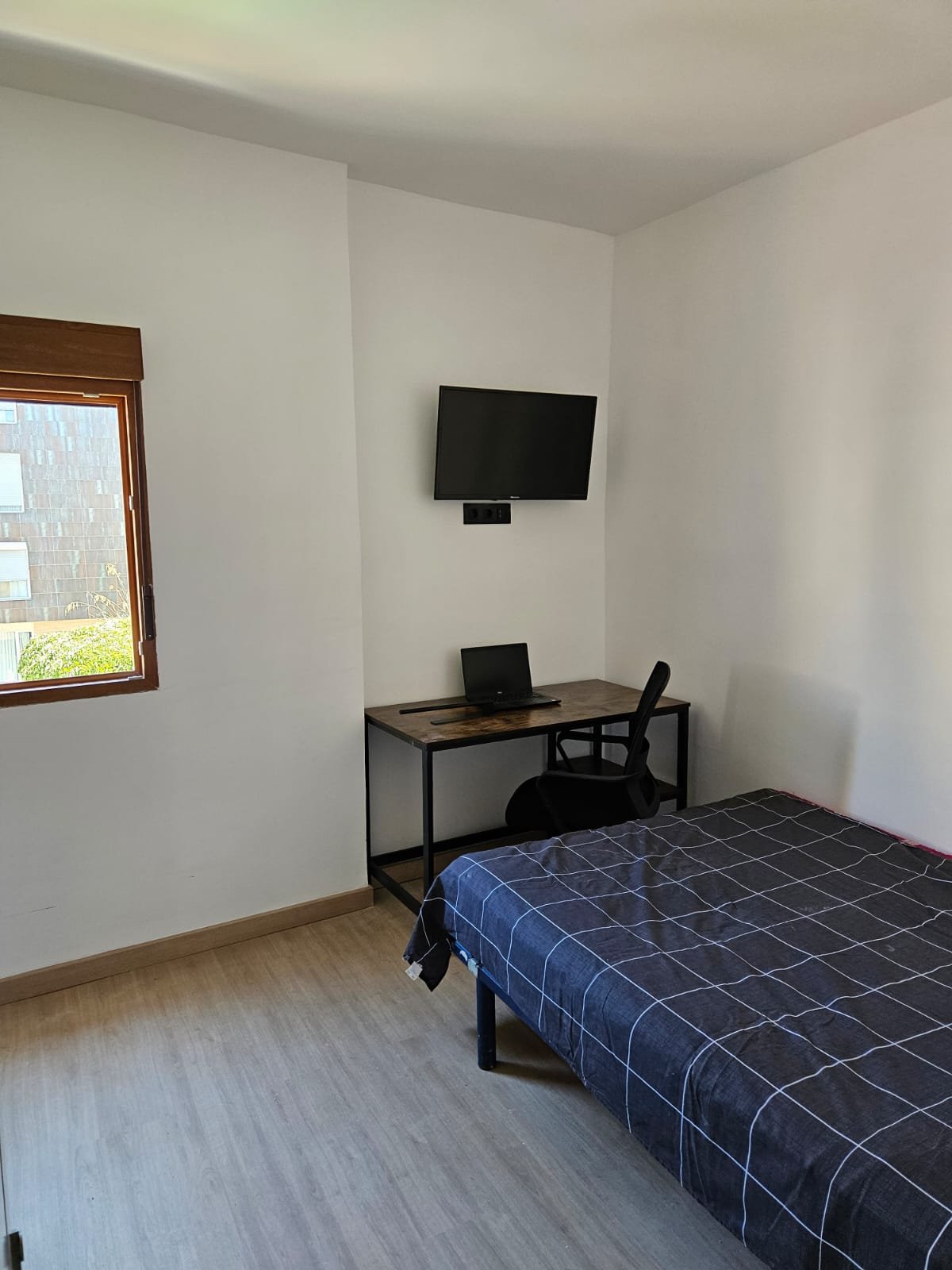 Dormitorio reformado por Civitec Reformas